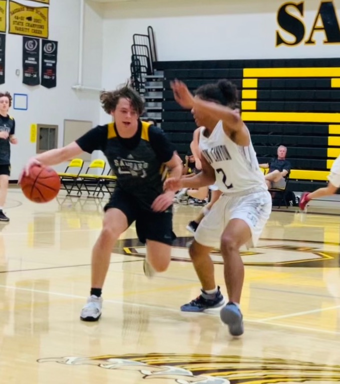 Check out the photos and videos of the men's basketball recruiting profile Anders Mazick