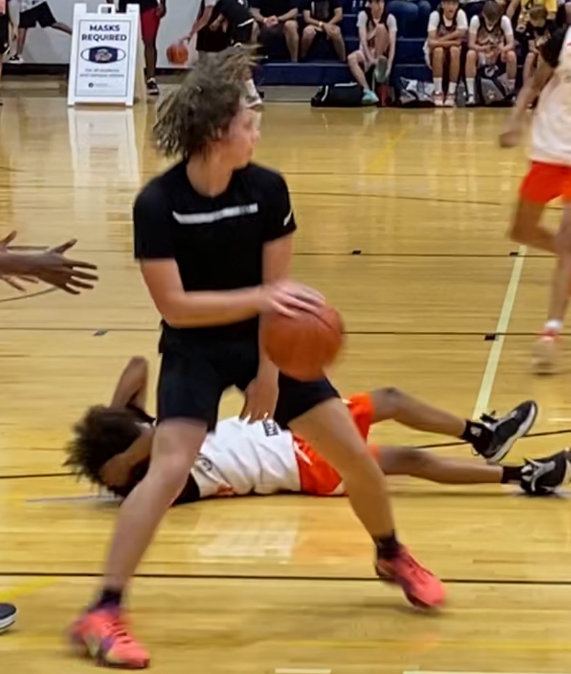 Check out the photos and videos of the men's basketball recruiting profile Anders Mazick