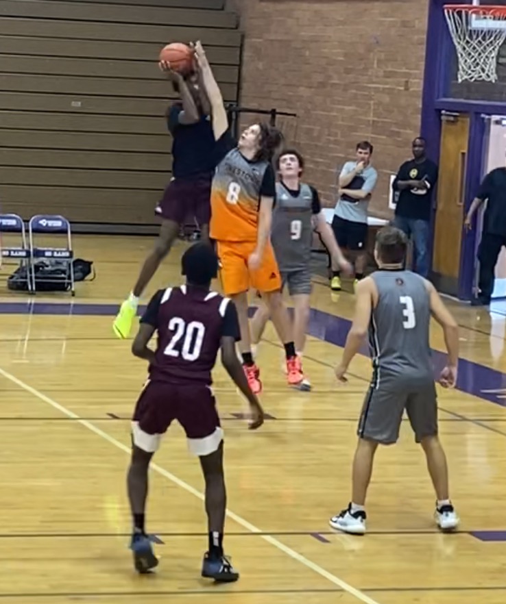 Check out the photos and videos of the men's basketball recruiting profile Anders Mazick