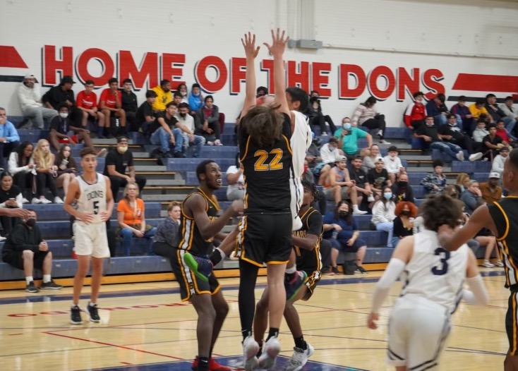 Check out the photos and videos of the men's basketball recruiting profile Anders Mazick