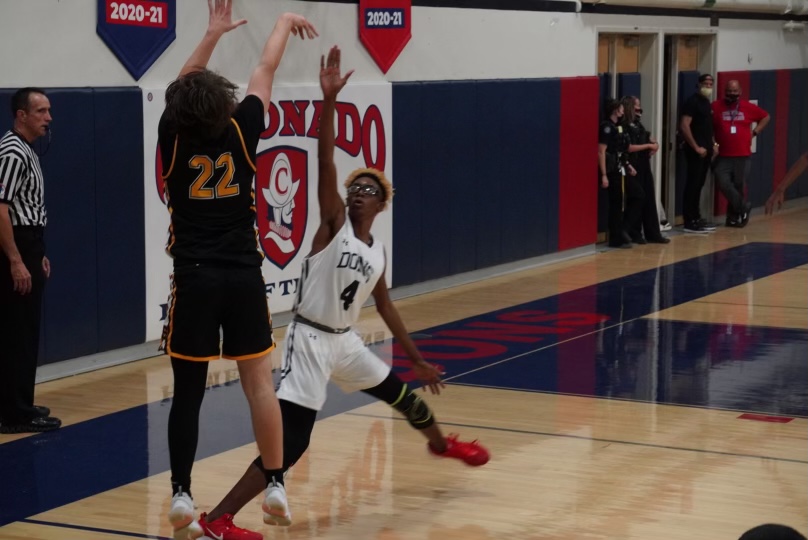 Check out the photos and videos of the men's basketball recruiting profile Anders Mazick